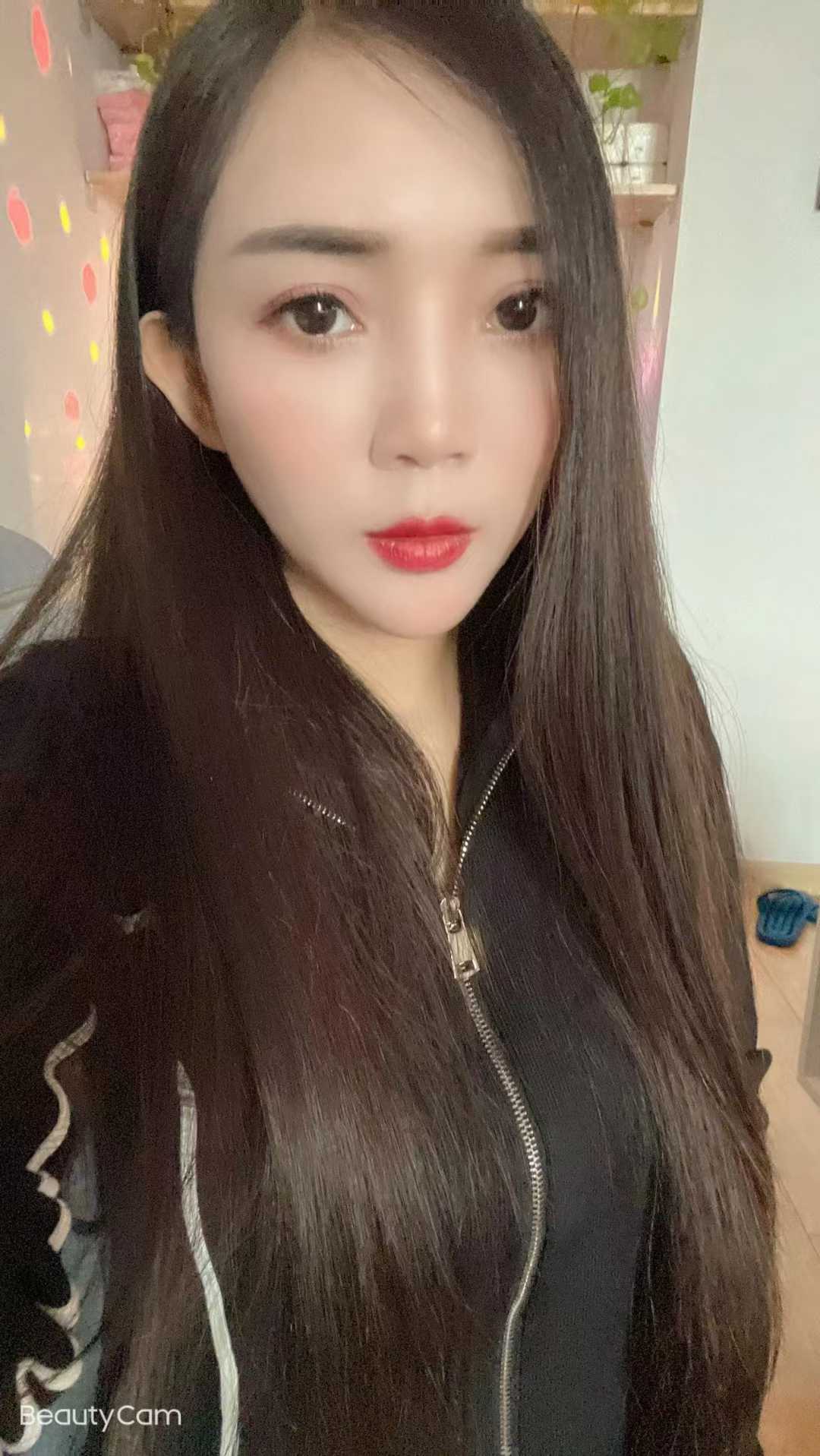 水磨阿美  白族   少数民族的妹子